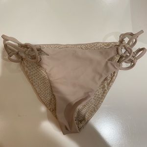 Acacia Nusa Bottoms Beige/Tan